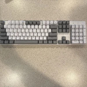 *NO DONGLE* ET Tech Wireless Mechanical Gaming Keyboard PC372A - Picture 1 of 8