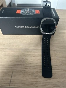 Samsung Galaxy Watch Ultra - Photo 1/4