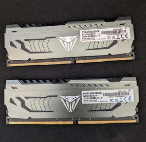 Patriot Viper 32 GB (2×16 GB) DDR4-3200 CL16 Kit – PVS432G320C6 – Used  - Picture 1 of 3