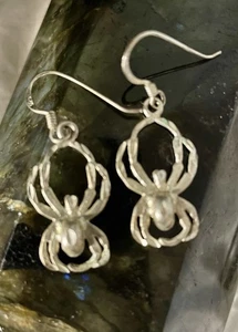 DETAILLIERTE 925 STERLINGSILBER DETAILLIERTE SPINNE BAUMELNDE OHRRINGE Stil # e1251 - Bild 1 von 7