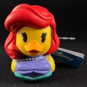 Disney - Ariel - La Sirenita - Pato de Goma - Aprox 2.7" de Alto - Duckalooz - Imagen 1 de 5