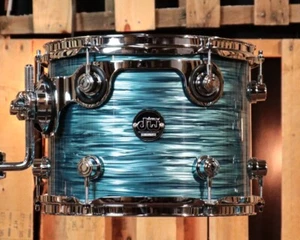 DW Performance Turquoise Oyster Rack Tom - 9x12 - Picture 1 of 2