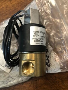 Conjunto de válvula solenoide de rodillas Gems Sensors 53-10520-002 12V 7W 100 PSI 3 vías - Imagen 1 de 4