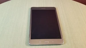 Samsung Galaxy 16GB Tablet SM-T350 Works, Cracked Screen - Picture 1 of 16
