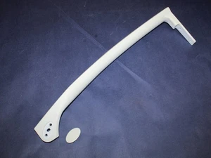 Frigidaire Refrigerator : Dual Position Door Handle : White (240339201) {P9185} - Picture 1 of 4