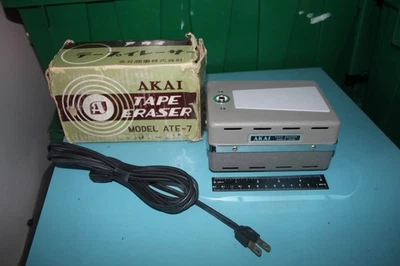 Borrador de cinta Akai ATE-7 para carrete a carrete + CABLE ORIGINAL + CAJA ORIGINAL DEFECTUOSA DE COLECCIÓN Foto 1 de 4