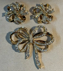 KJL For Avon Gold Tone Earrings & Bow Brooch Set  - Picture 1 of 8