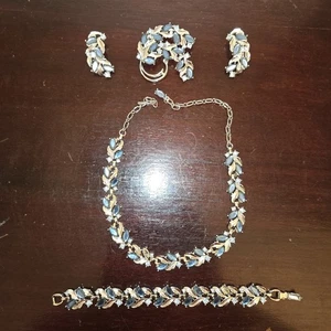 Vintage Sarah Coventry 1958 "Blue Champagne" Complete Set - Picture 1 of 19