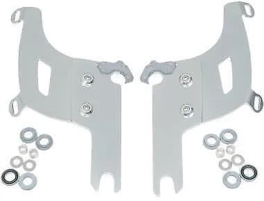 Kit de montaje Memphis Shades Trigger-Lock para carenado Bullet - pulido MEK1998 Foto 1 de 3