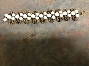 Pulsera Hattie Carnegie Vintage Tono Dorado Blanca Usada en Excelente Condición - Imagen 1 de 5