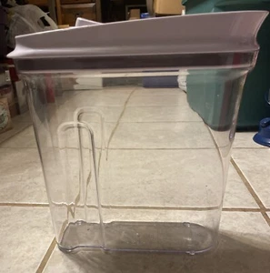 OXO Pop Cereal Container Dispenser 3.4 qt 3.2L Clear With White Lid Storage - Picture 1 of 8