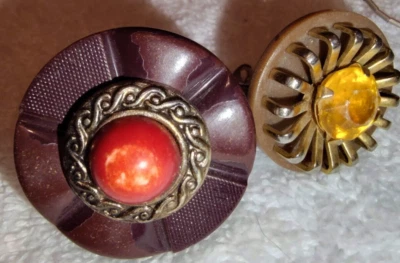 2 Carved Red & Orange Bakelite Button Brass Tone Flower Amber Plastic Jewel - Image 1 of 3