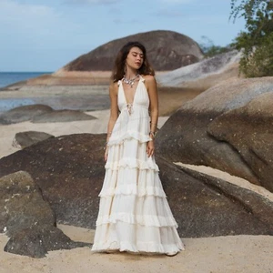 Unveil Your Boho Beauty: The Hazel Veil Halter Bridal Dress - Alluring Open Back - Picture 1 of 5