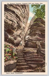 Fat Woman's Squeeze Cantwell Cliff in der Nähe von Logan Ohio OH Postkarte - Bild 1 von 2