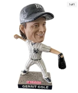 NUEVA YORK NY YANKEES SGA GERRIT COLE BOBBLEHEAD 30/09/22 2022 NUEVO EN CAJA - Imagen 1 de 1