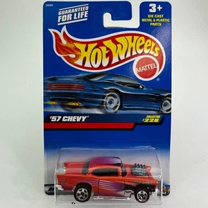 Hot Wheels '57 Chevy Collector No 228 2000 - Picture 1 of 5