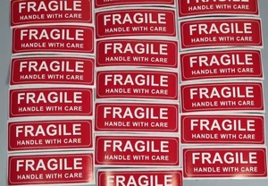 Fragile Handle With Care Stickers 70x20mm - Postage Parcel Shipping Labels - Picture 1 of 10