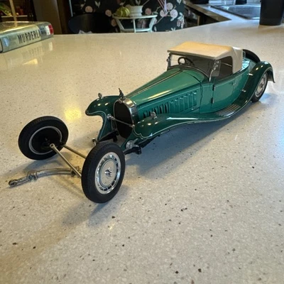 Franklin Mint 1929 Bugatti Royale Roadster 1:24 As Is - Image 1 of 4