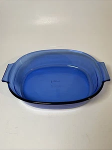 Pyrex Cobalt Blue Oval Shaped 2QT Capacity 1980s Casserole Dish 702 Vintage - Picture 1 of 4