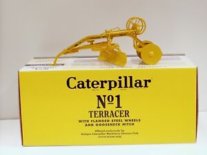 Caterpillar No.1 Terracer Grader - "YELLOW" - 1/16 - Spec Cast  #CUST1106