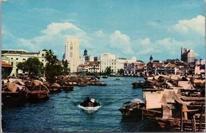 Postal vintage de SINGAPUR "Río Singapur" barcos / S.C. CHANG cromo década de 1950 - Imagen 1 de 2