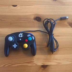 Nintendo Gamecube Controller Super Smash Bros. Black - Picture 1 of 3