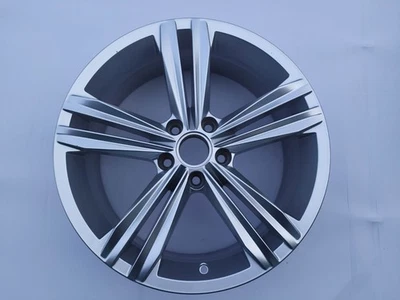 1x 5NA601025M Genuine VW Tiguan II Allspace Alloy Wheel Sebring 7Jx18H2 ET43 (8) - Image 1 of 4