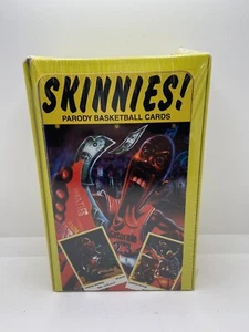 Carta Basket Skinnies 1993 Scatola Sigillata Parodia Carte Basket Rara Anni 90  - Foto 1 di 6