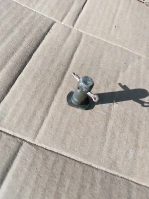 Geo Tracker 1990 4x4 pin de refuerzo de freno al pedal de freno 1989-1990-1991-1992-1993  Foto 1 de 3