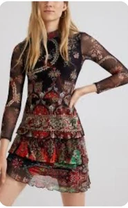 Desigual Damen gemustertes Langarm Netzkleid Gr. S - Bild 1 von 6