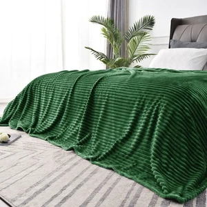 BEDELITE Fleece Blanket Queen Size – 3D Ribbed Jacquard Soft and Warm Decorative - Picture 1 of 9