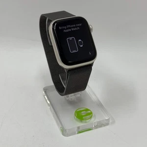 GPS Apple Watch Series 9 45 mm Starlight aluminium ardoise boucle milanaise MR983LW/A - Photo 1 sur 7