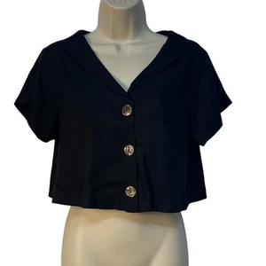 Beck Sport Short Sleeve Collared Button Up Flare Cropped Top Color Black Size M - Picture 1 of 6