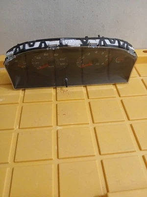 2006 Nissan Sentra Speedometer Cluster #24810-F4771 - Imagem 1 de 3