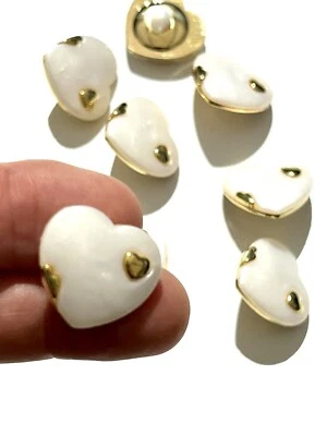 8 X Gold Pearl Heart buttons 22mm Jacket Blazer Coat Dresses Buttons. Ref 9 - Image 1 of 4