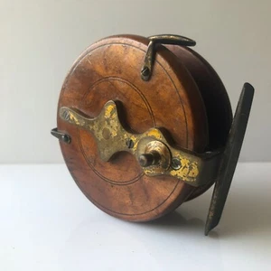 Good Quality 4" Brass And Walnut Strap backed Walnut Fishing Reel - Bild 1 von 8