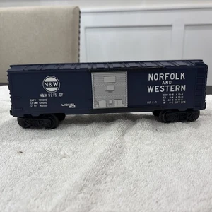 Lionel 6-9215 Norfolk and Western BoxCar O Gauge - Picture 1 of 6