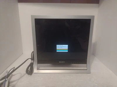 Sony SDM-HS75p LCD Monitor 1280x1024 Retro Gaming Monitor Tested Working - Image 1 of 4