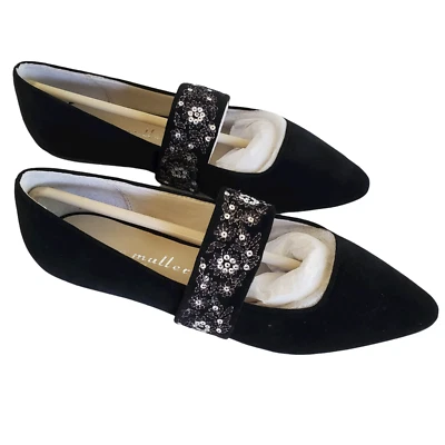 Zapatos planos Bettye Muller de terciopelo bordados negros para mujer 6,5 M punta con correa Foto 1 de 4