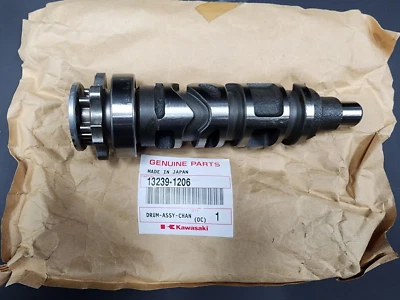 KAWASAKI OEM NOS 13239-1206 TAMBOR-ASSY-CHANGE 98-01 VULCAN 1500 Foto 1 de 4