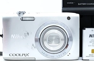 Nikon Coolpix S2900 Silver 20.1MP 5x Zoom Compact Digital Camera from Japan - Picture 1 of 14