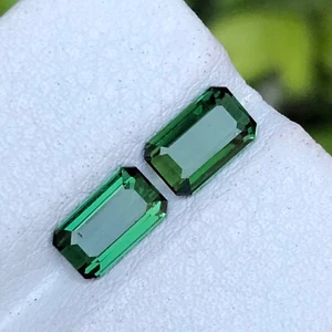 Piedra preciosa suelta de turmalina natural verde rara forma esmeralda de 2,10 quilates de Afganistán. - Imagen 1 de 12