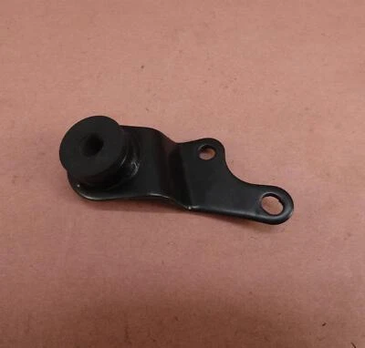 2011-2016 SUZUKI GSX-R 750 Exhaust Pipe Muffler Bracket - Image 1 of 4