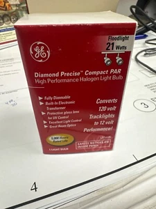 GE 48545 21w INDOOR SPOTLIGHT Light Bulb Q21EMR16/C/FL25/MED case of 6 - Picture 1 of 2