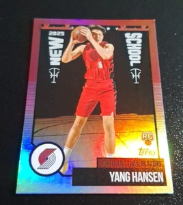 2025-26 TOPPS BASKETBALL ROOKIE NEW SCHOOL RAINBOW SP #NS-16 YANG HANSEN RC - Picture 1 of 2