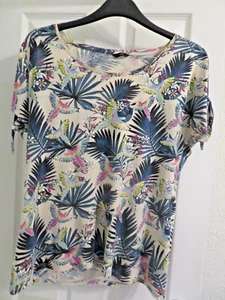 Ladies M&Co Cold Shoulder Top, Size 14 - Picture 1 of 4