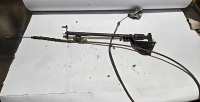 84-88 TOYOTA HILUX PICAPE E-BRAKE CABO DIANTEIRO MONTAGEM ALÇA ALAVANCA PARQUE FABRICANTE DE EQUIPAMENTO ORIGINAL - Imagem 1 de 4