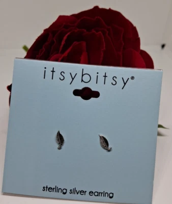 Aretes Itsy Bitsy hoja de plata de ley 4,1 mm Foto 1 de 4
