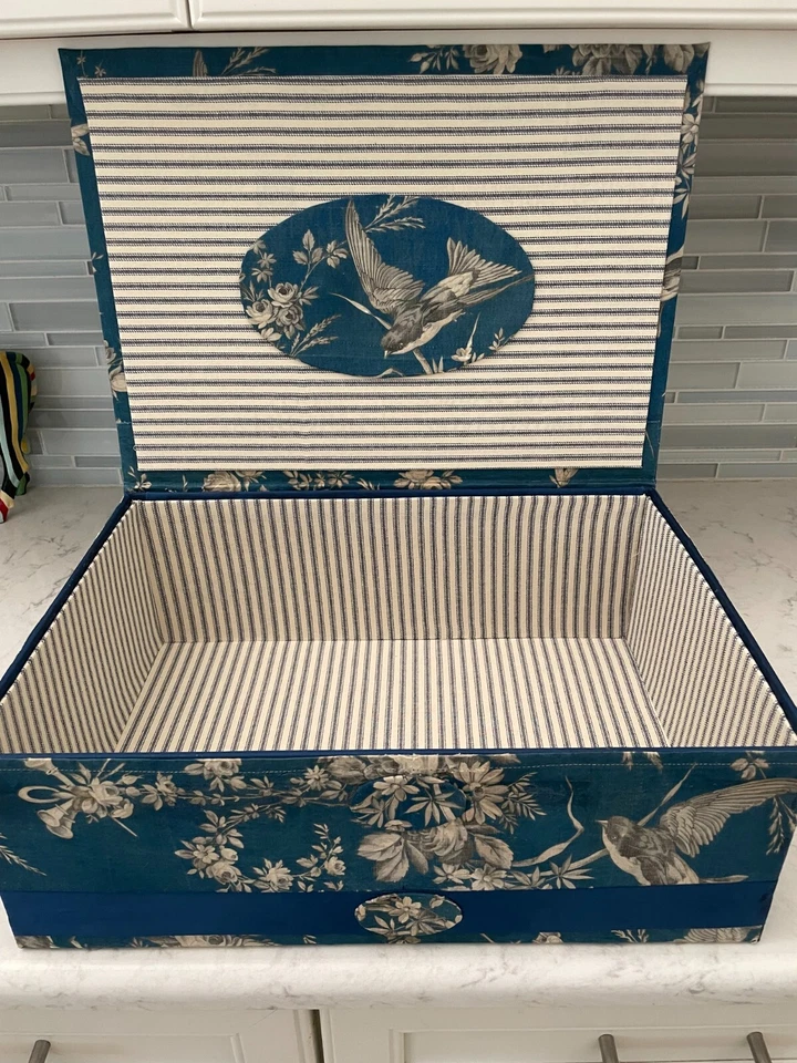 Caja estilo cabaña francesa antigua tela floral toudoir almacenamiento 17" x 12" x 6" Foto 1 de 4