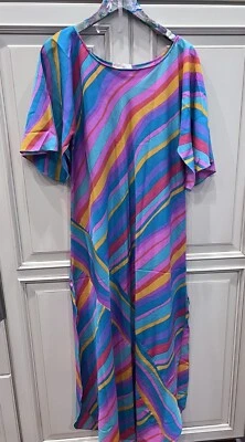 Vestido De Colección Años 70 LUCIE ANN Beverly Hills Annesa Geométrico Kimono Mangas Colorido Foto 1 de 4